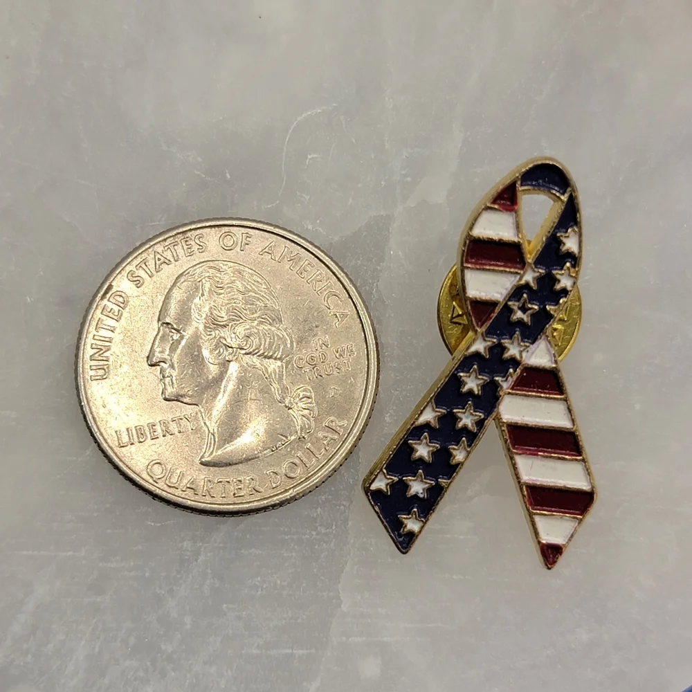 Vintage Stars and Stripes USA Flag Ribbon Traditional Gold Lapel Hat Pin